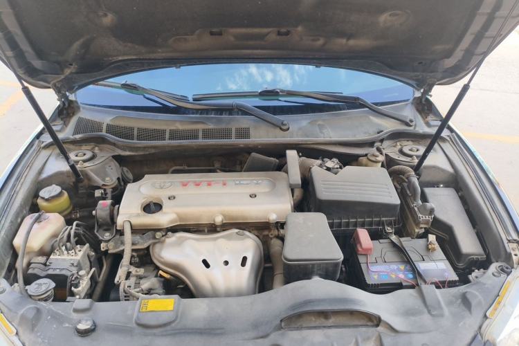 Used Toyota Camry 2010 240G Luxury Edition Engine Bay