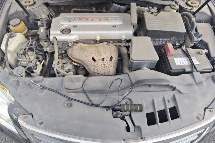 Used Toyota Camry 2010 200G Luxury Edition Engine Bay