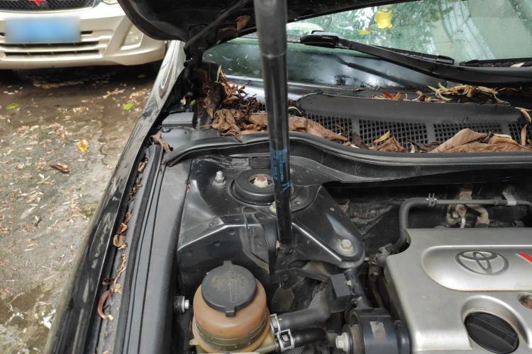 Used Toyota Camry 2010 200G Classic Edition Engine Bay Right