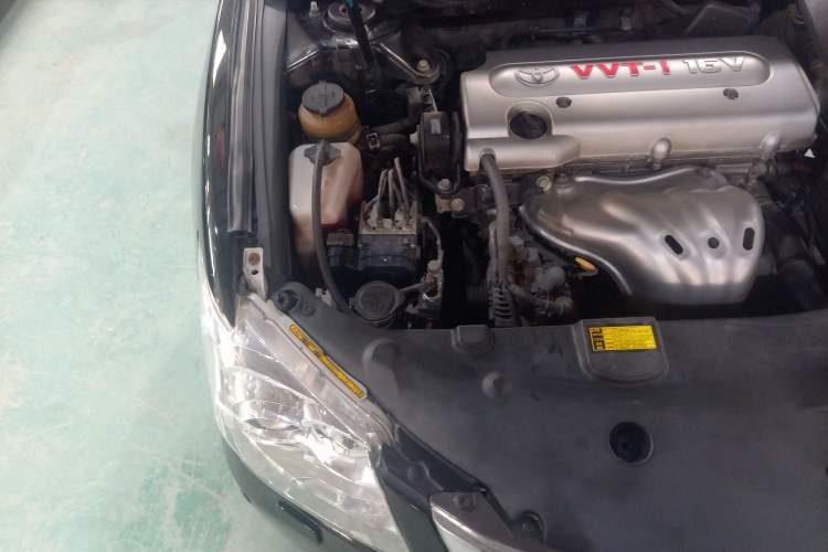 Used Toyota Camry 2010 240G Luxury Edition Engine Bay Right