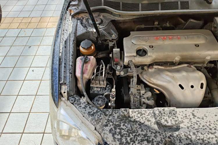 Used Toyota Camry 2010 240G Classic Edition Engine Bay Right