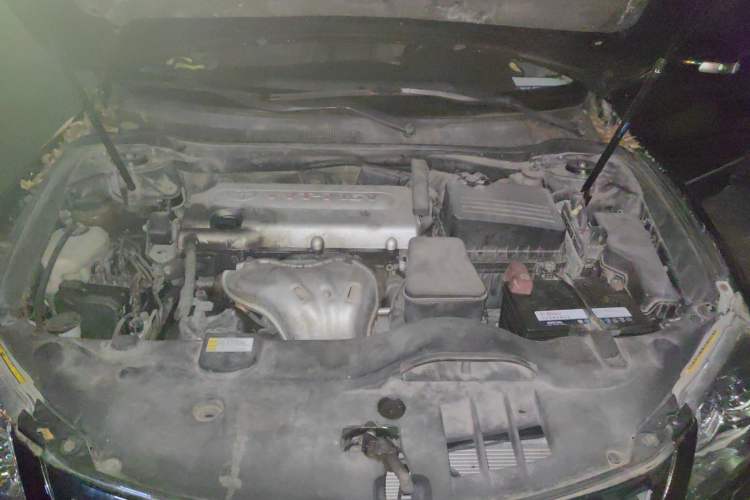 Used Toyota Camry 2010 240G NAVI Luxury Navigation Edition Engine Bay