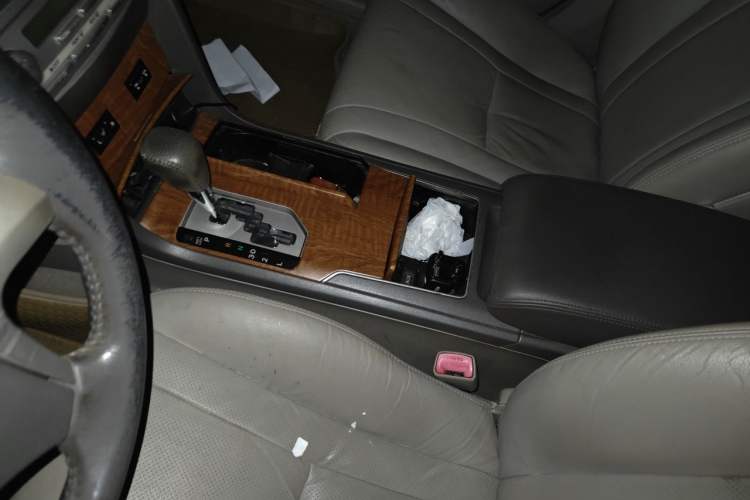 Used Toyota Camry 2010 200G Classic Edition Gear Lever