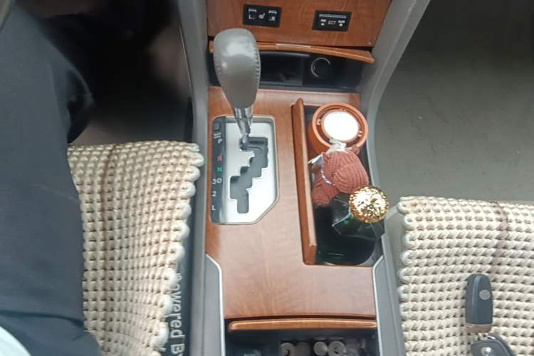 Used Toyota Camry 2010 200G Classic Edition Gear Lever