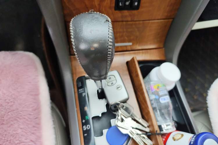 Used Toyota Camry 2010 240G NAVI Luxury Navigation Edition Gear Lever