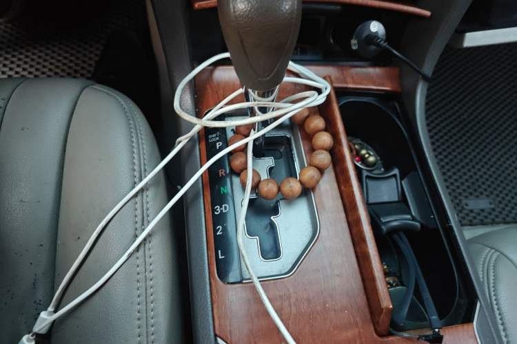 Used Toyota Camry 2010 200E Elite Edition Gear Lever