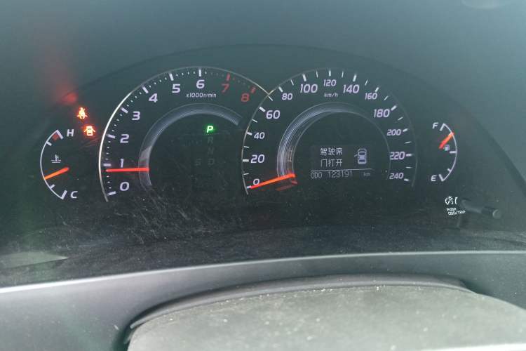 Used Toyota Camry 2010 240G Luxury Edition Odometer Close Up
