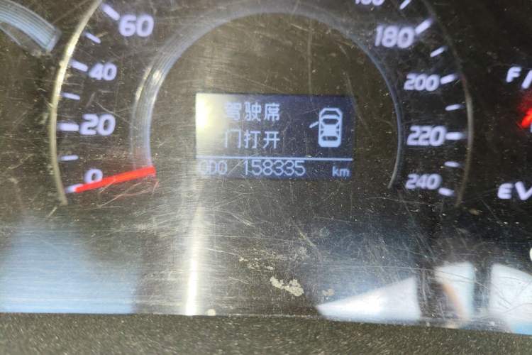 Used Toyota Camry 2010 200G Classic Edition Odometer Close Up