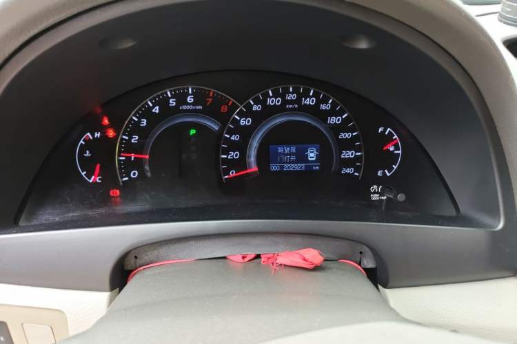Used Toyota Camry 2010 240G Classic Edition Odometer Close Up