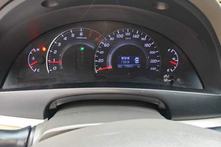 Used Toyota Camry 2010 240G Classic Edition Odometer Close Up