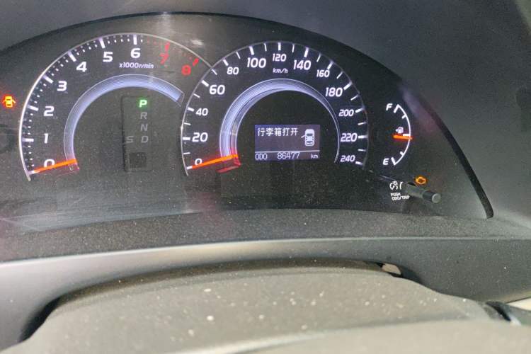 Used Toyota Camry 2010 240G Classic Edition Odometer Close Up