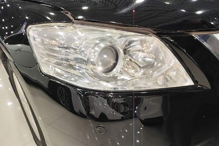 Used Toyota Camry 2010 200G Classic Edition Right Front Headlight