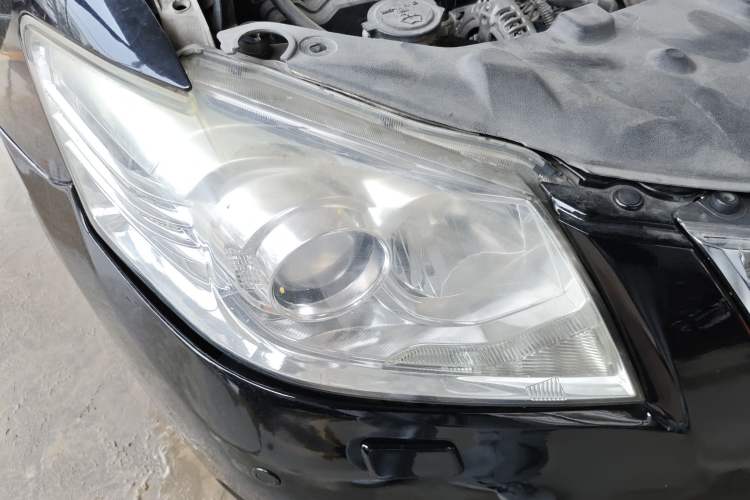 Used Toyota Camry 2010 240G Luxury Edition Right Front Headlight