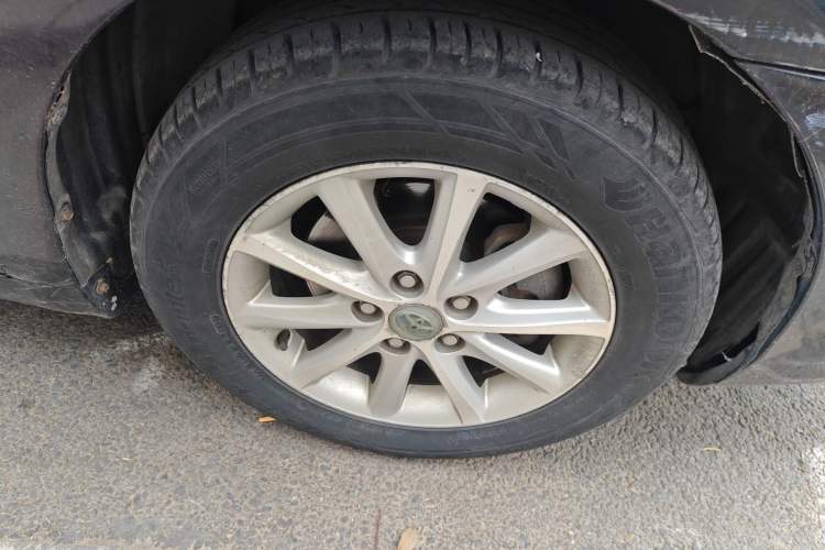 Used Toyota Camry 2010 240G Luxury Edition Right Front Wheel Hub