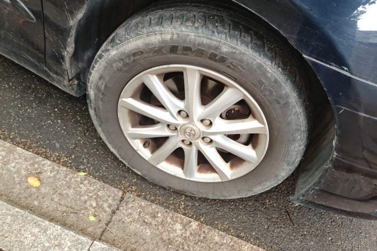 Used Toyota Camry 2010 240G Luxury Edition Right Front Wheel Hub