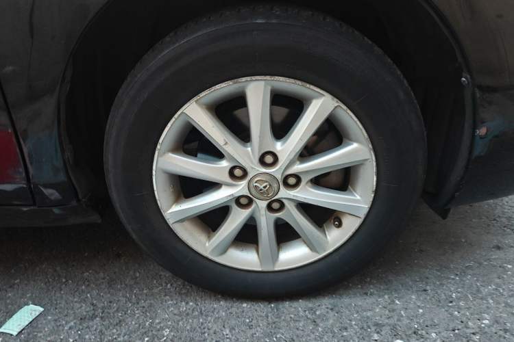 Used Toyota Camry 2010 200E Elite Edition Right Front Wheel Hub