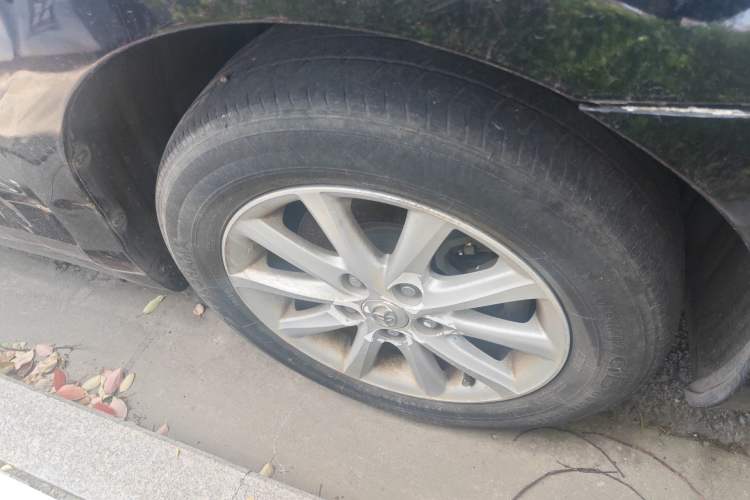 Used Toyota Camry 2010 240G Classic Edition Right Front Wheel Hub