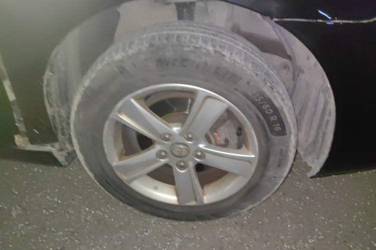 Used Toyota Camry 2010 240G NAVI Luxury Navigation Edition Right Front Wheel Hub