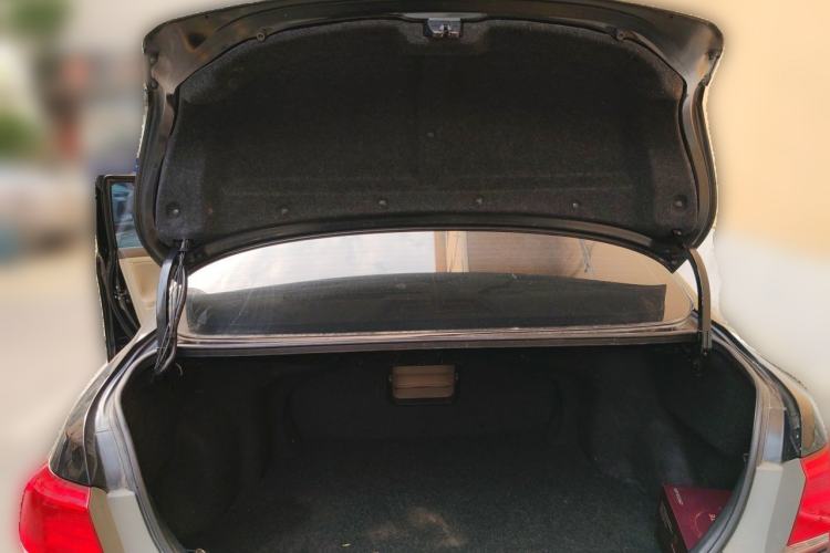 Used Toyota Camry 2010 200E Elite Edition Trunk