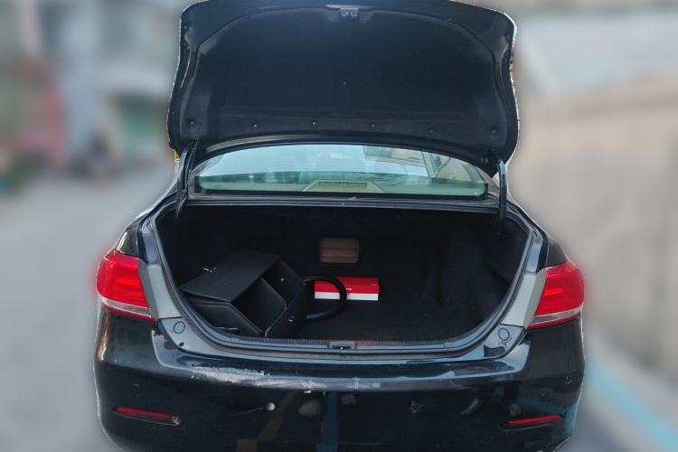 Used Toyota Camry 2010 200E Elite Edition Trunk