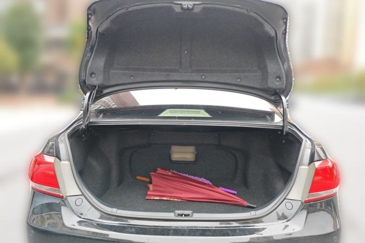 Used Toyota Camry 2010 240G Classic Edition Trunk