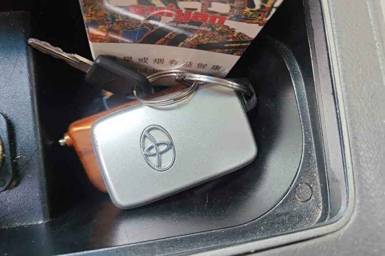 Used Toyota Camry 2010 240G Luxury Edition Vehicle Key