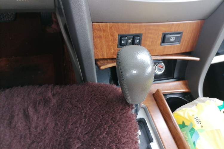 Used Toyota Camry 2010 240HV Gbook Smart Navigation Edition Gear Lever
