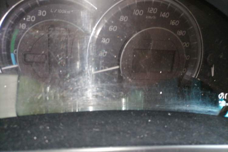 Used Toyota Camry 2010 240HV Gbook Smart Navigation Edition Odometer Close Up