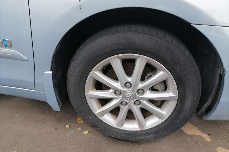 Used Toyota Camry 2010 240HV Gbook Smart Navigation Edition Right Front Wheel Hub