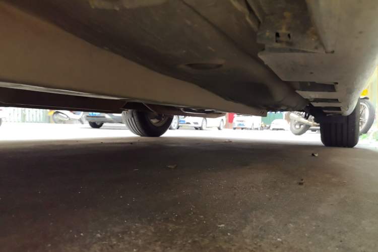 Used Toyota Camry 2010 240G Luxury Edition Chassis Front Left