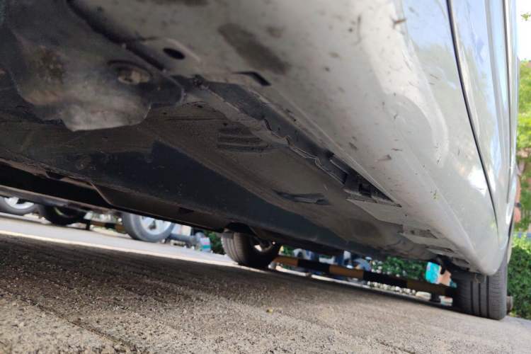 Used Toyota Camry 2010 240G Luxury Edition Chassis Front Left