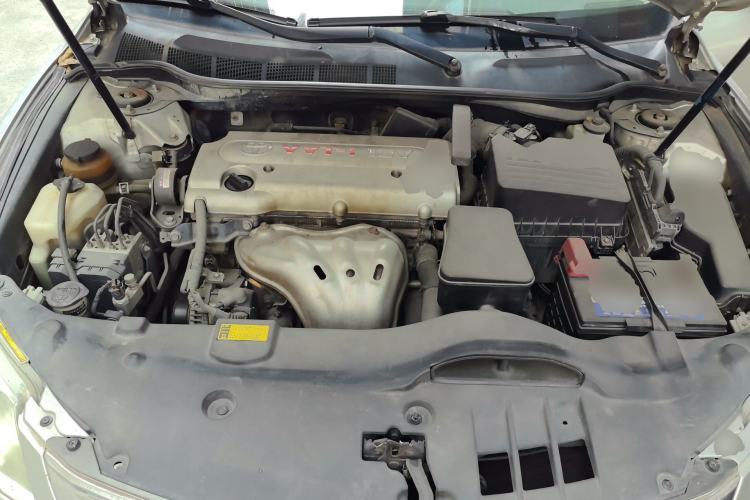 Used Toyota Camry 2010 240G Luxury Edition Engine Bay