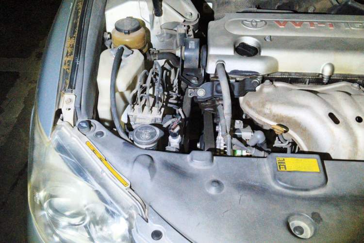 Used Toyota Camry 2010 200G Luxury Edition Engine Bay Right