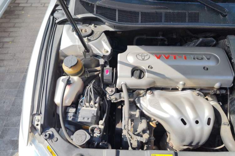 Used Toyota Camry 2010 240G Luxury Edition Engine Bay Right