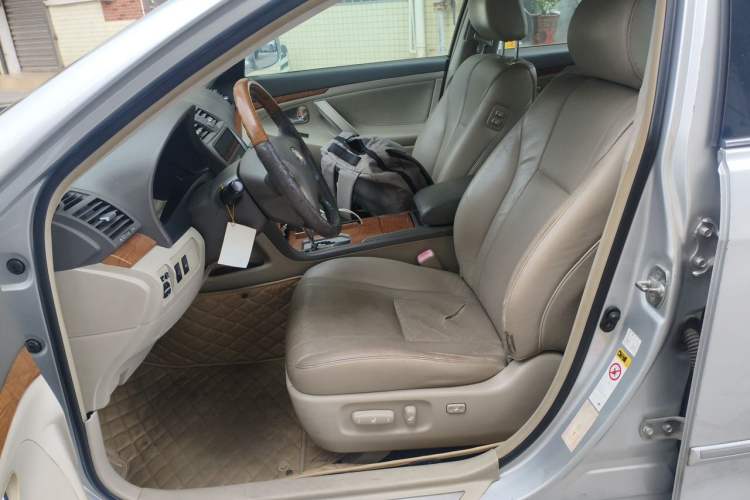 Used Toyota Camry 2010 240G Luxury Edition Left Front Seat