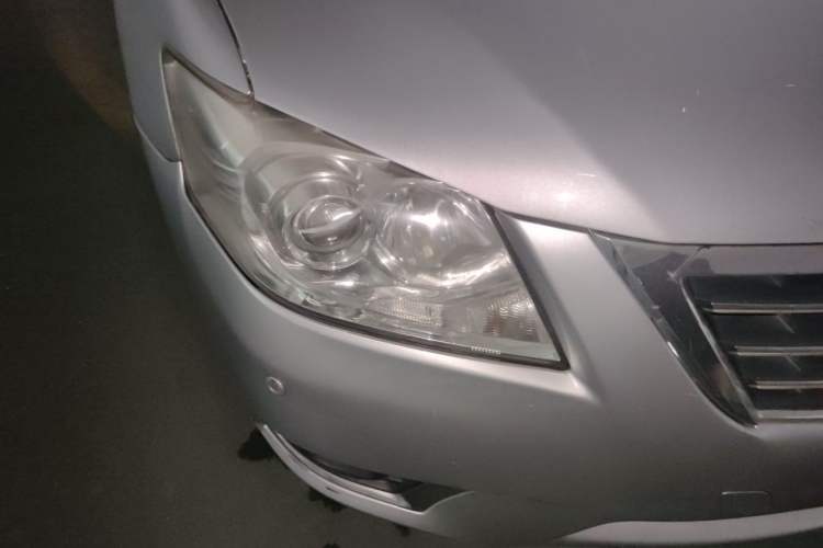 Used Toyota Camry 2010 200G Classic Edition Right Front Headlight
