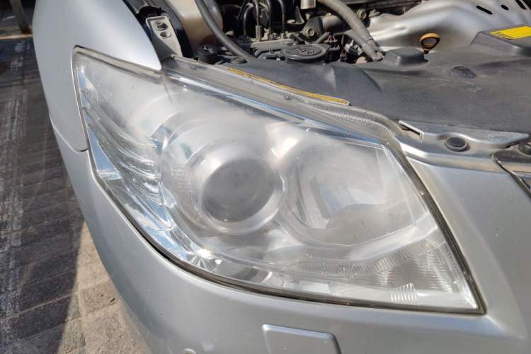 Used Toyota Camry 2010 240G Luxury Edition Right Front Headlight