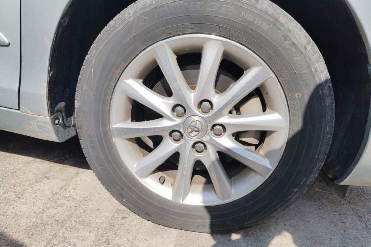 Used Toyota Camry 2010 240G Luxury Edition Right Front Wheel Hub