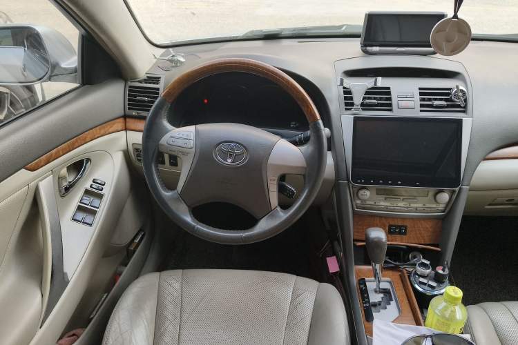 Used Toyota Camry 2010 240G Luxury Edition Steering Wheel