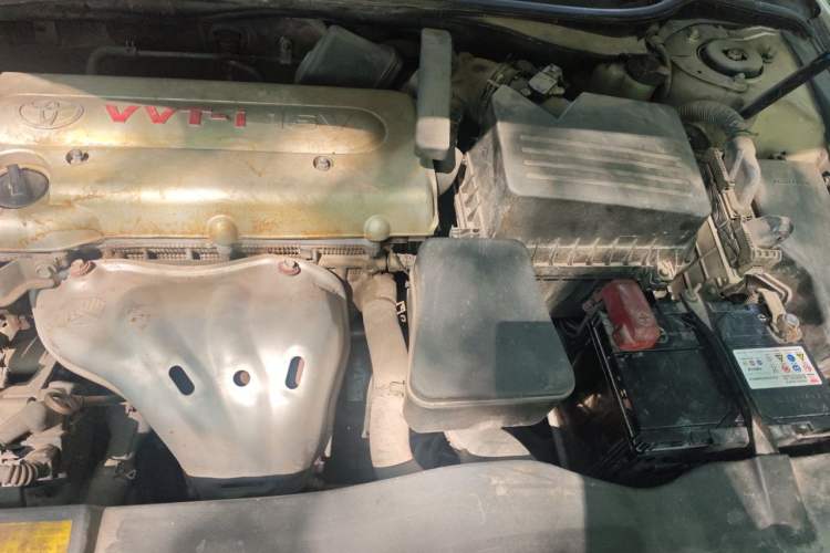 Used Toyota Camry 2010 240G Luxury Edition Engine Bay Left