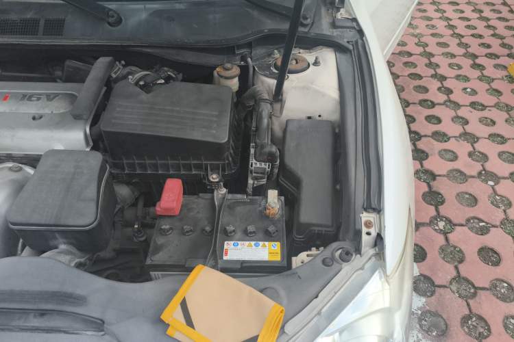 Used Toyota Camry 2010 200G Classic Edition Engine Bay Left