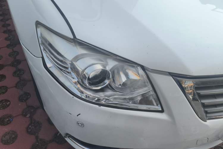 Used Toyota Camry 2010 200G Classic Edition Right Front Headlight