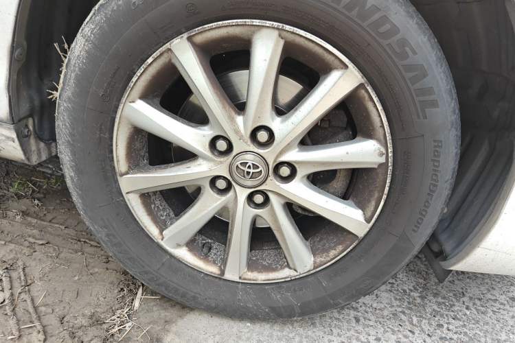 Used Toyota Camry 2010 240G Classic Edition Right Front Wheel Hub