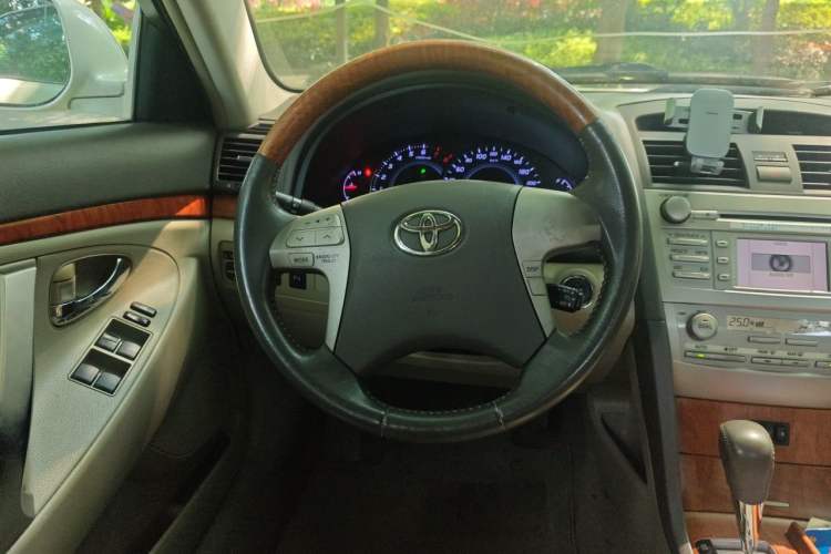 Used Toyota Camry 2010 240G Luxury Edition Steering Wheel