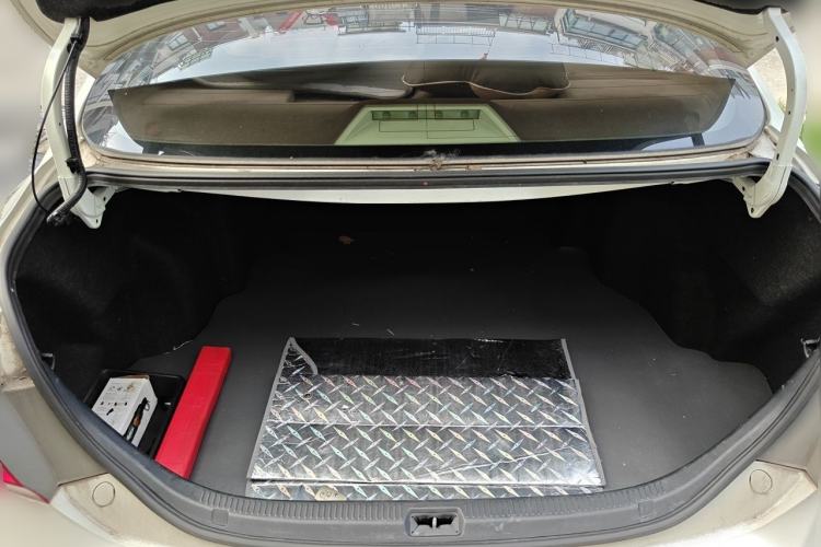 Used Toyota Camry 2010 240G Classic Edition Trunk
