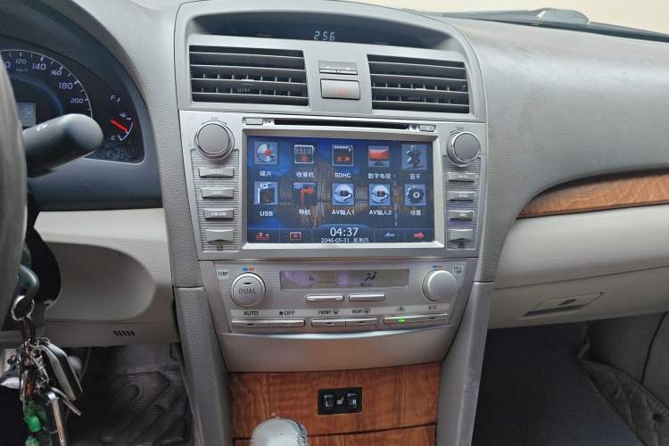 Used Toyota Camry 2011 240G Classic Anniversary Edition Audio And AC Panel