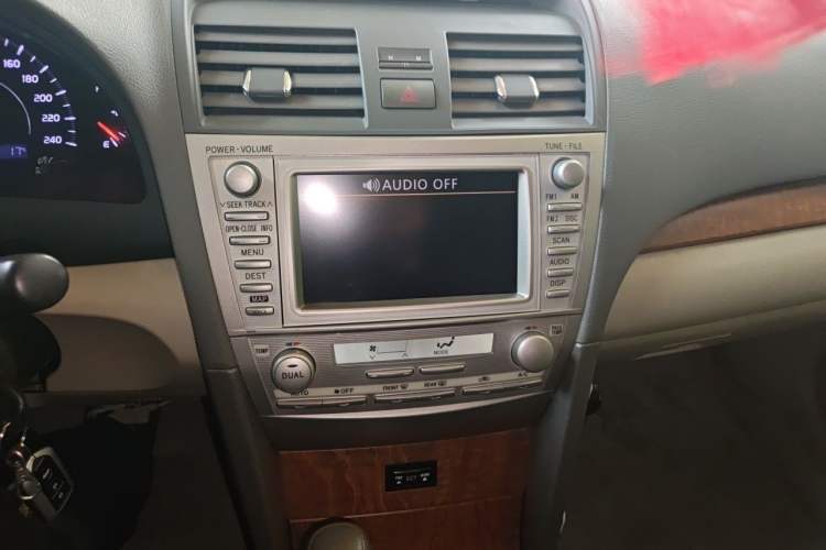 Used Toyota Camry 2011 200E Elite Sunroof Edition Audio And AC Panel