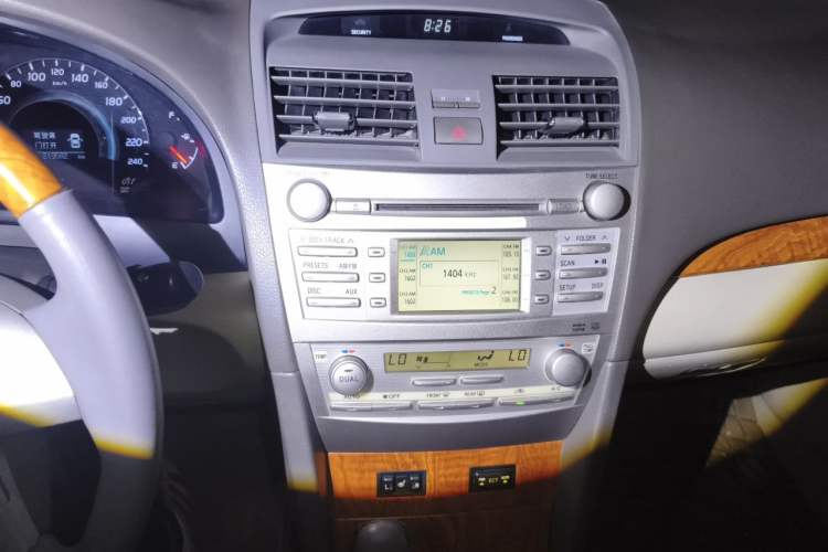 Used Toyota Camry 2011 200G Classic Anniversary Edition Audio And AC Panel