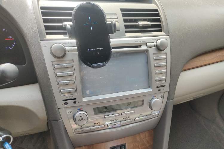 Used Toyota Camry 2011 240G Classic Anniversary Edition Audio And AC Panel