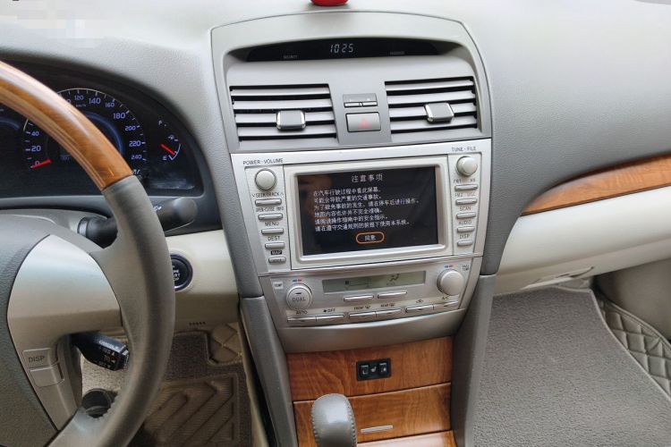 Used Toyota Camry 2011 240G Luxury Anniversary Edition Audio And AC Panel